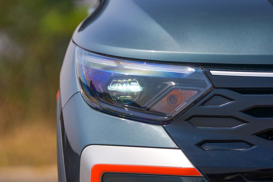 Headlight Image of Gravite