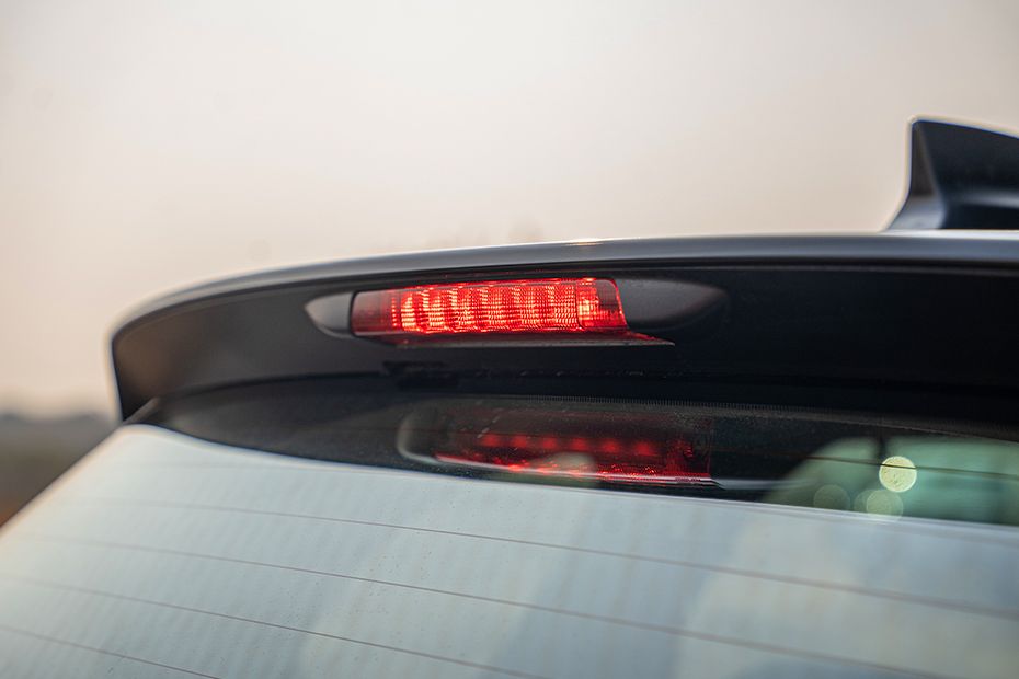 High Mount Stop Lamp Image of Hyryder