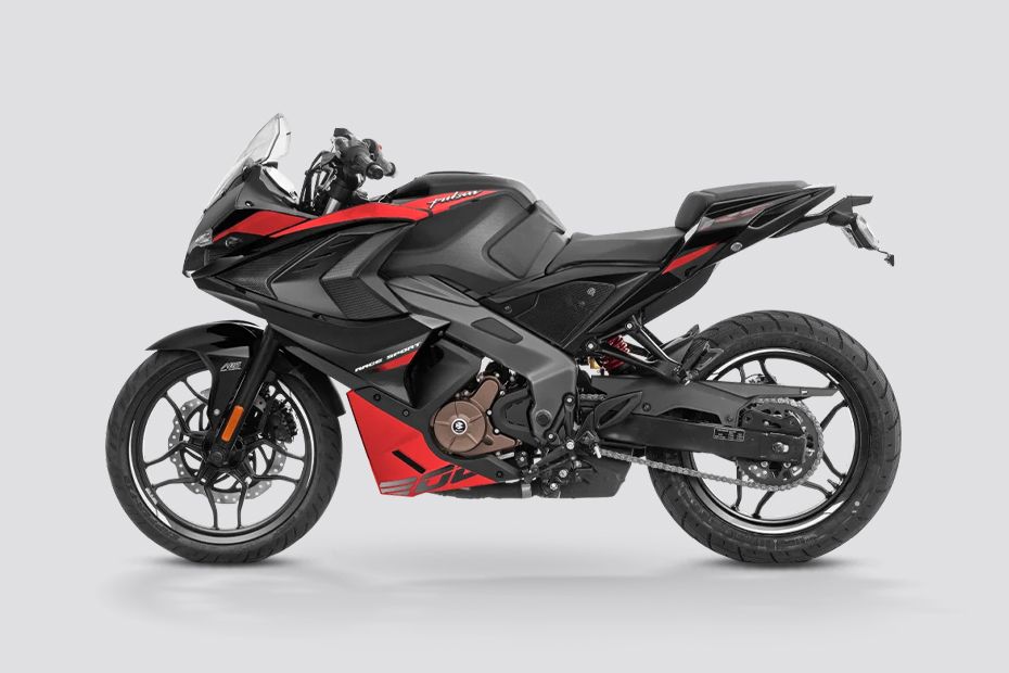 Left Side View of Pulsar RS200