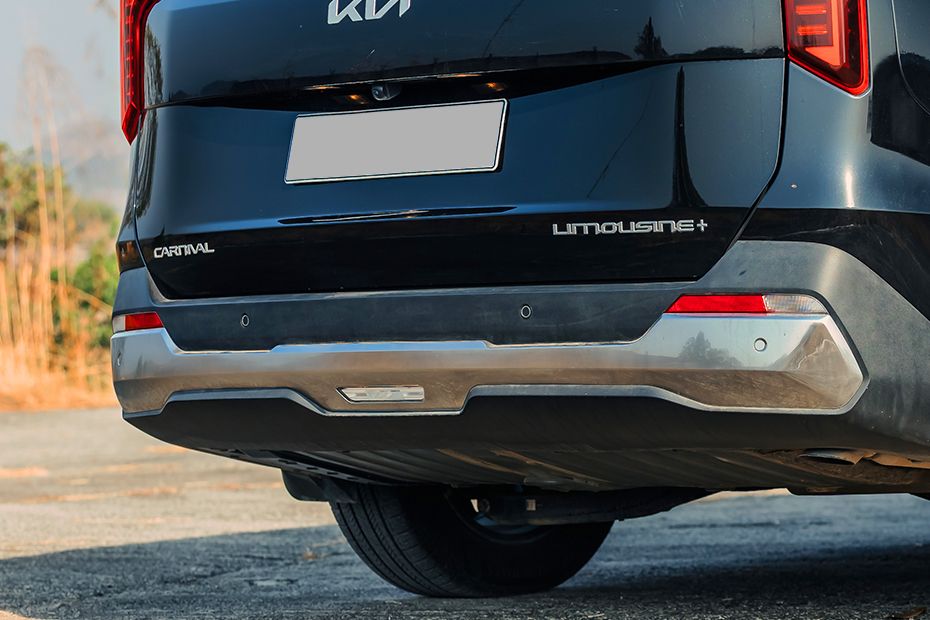 Rear Bumper Image of Carnival