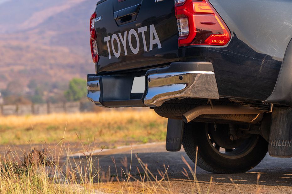 Rear Bumper Image of Hilux