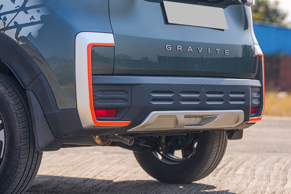 Rear Bumper Image of Gravite