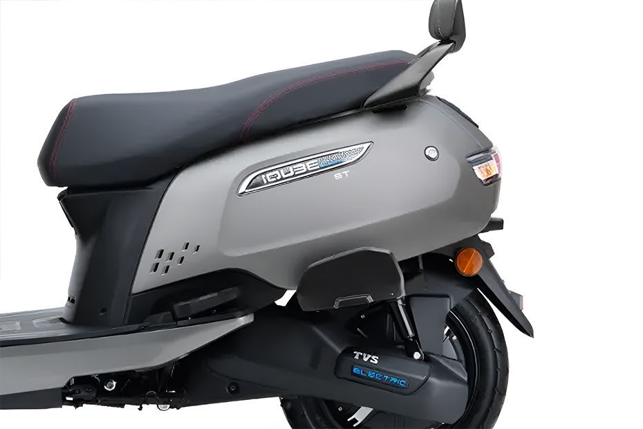 Rear Fairing of iQube ST