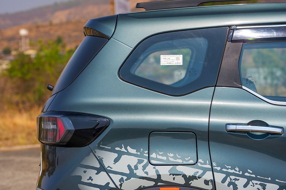 Rear Fender Image of Gravite