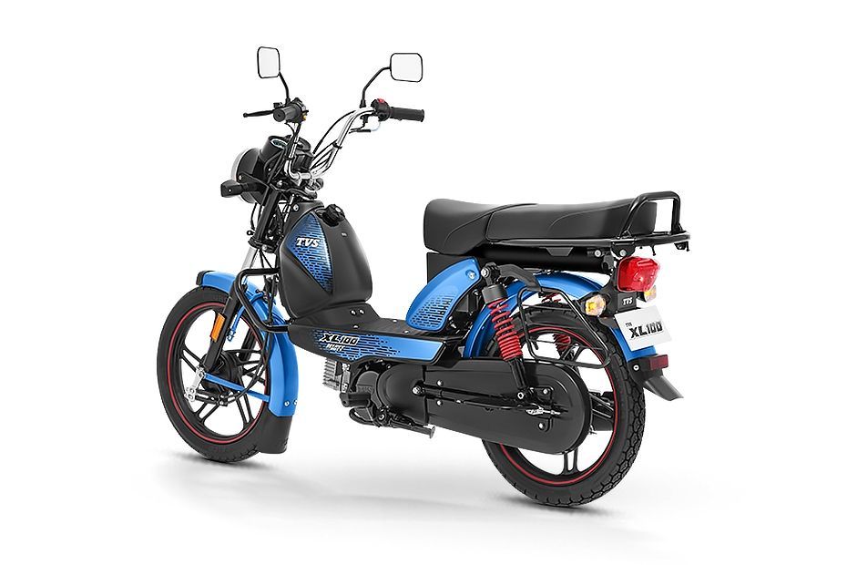 Rear Left View of XL100