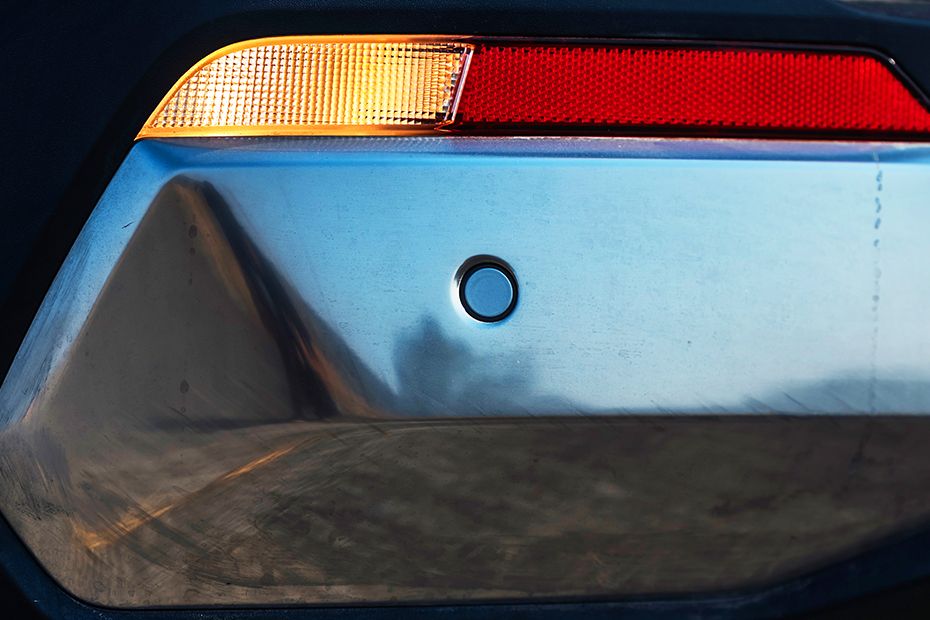 Rear Parking Sensors Image of Carnival