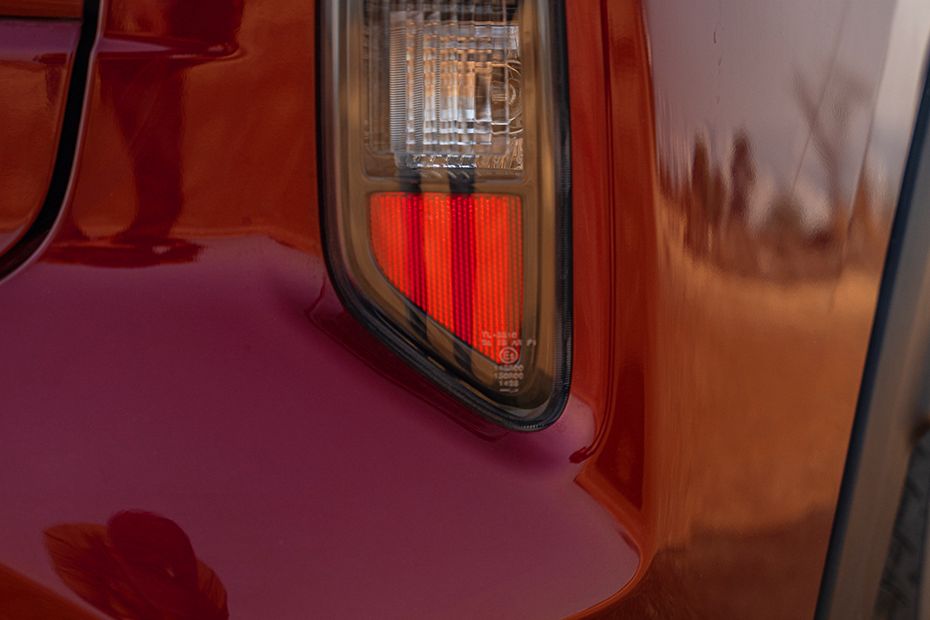 Rear Reflector Image of Hyryder