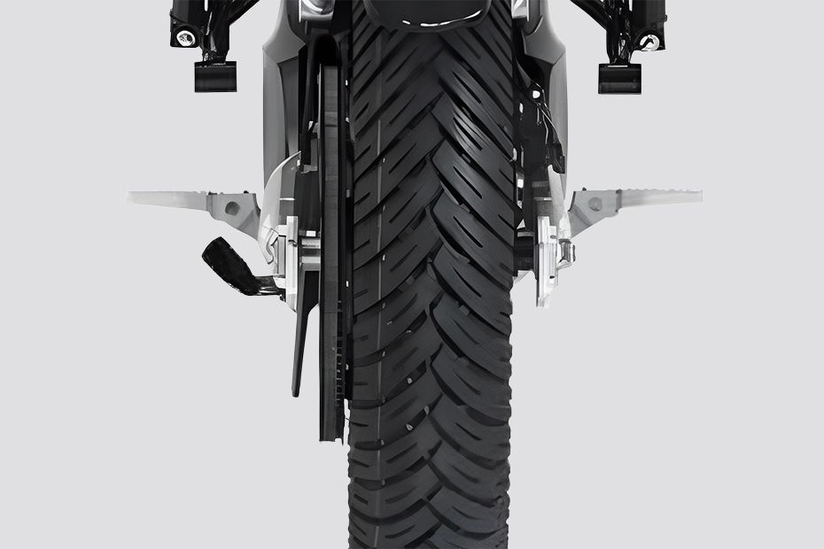 Rear Tyre of RV400
