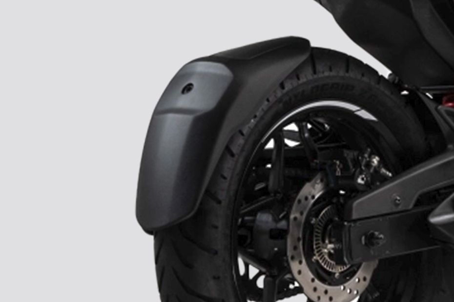 Rear Tyre Hugger of Pulsar RS200
