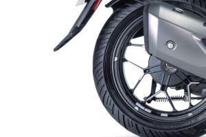 Rear Tyre View of Xoom 125