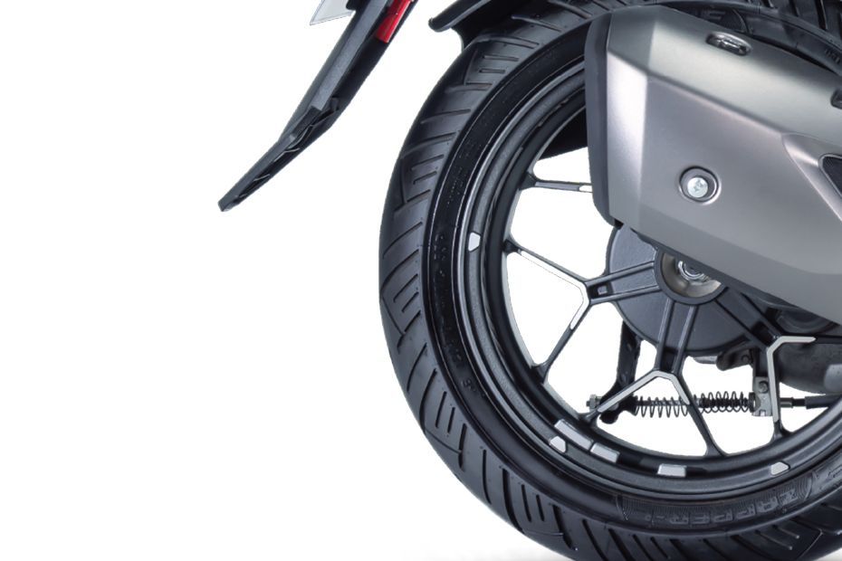 Rear Tyre View of Xoom 125