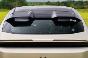 Rear WindShield Image of BE 6