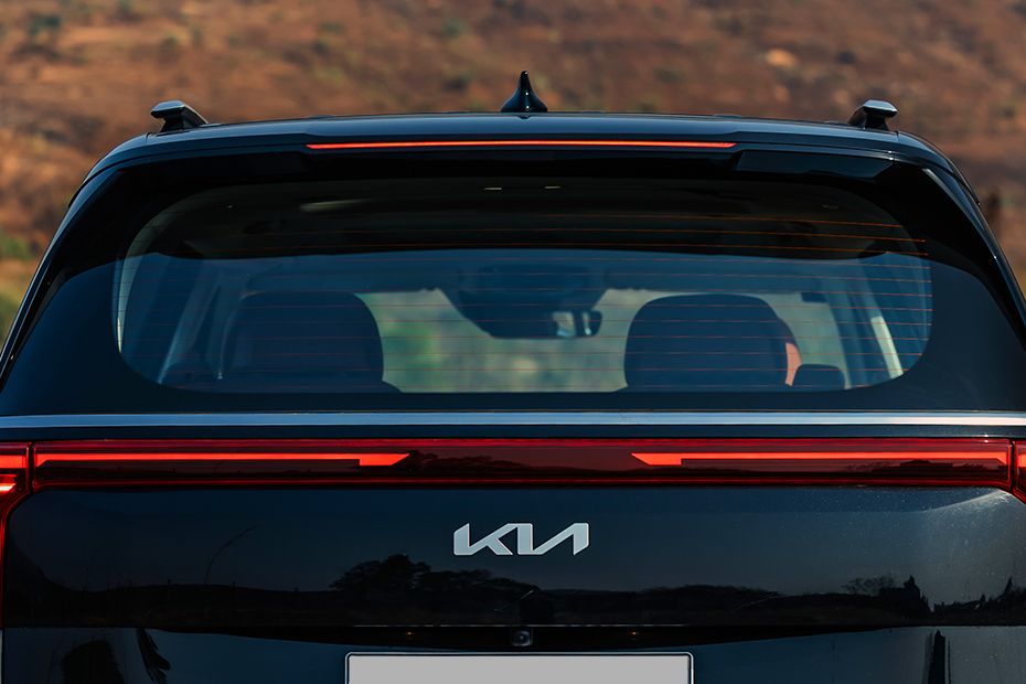 Rear WindShield Image of Carnival