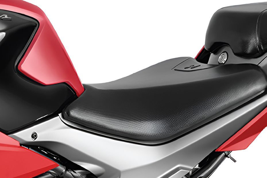 Rider Seat of Karizma XMR