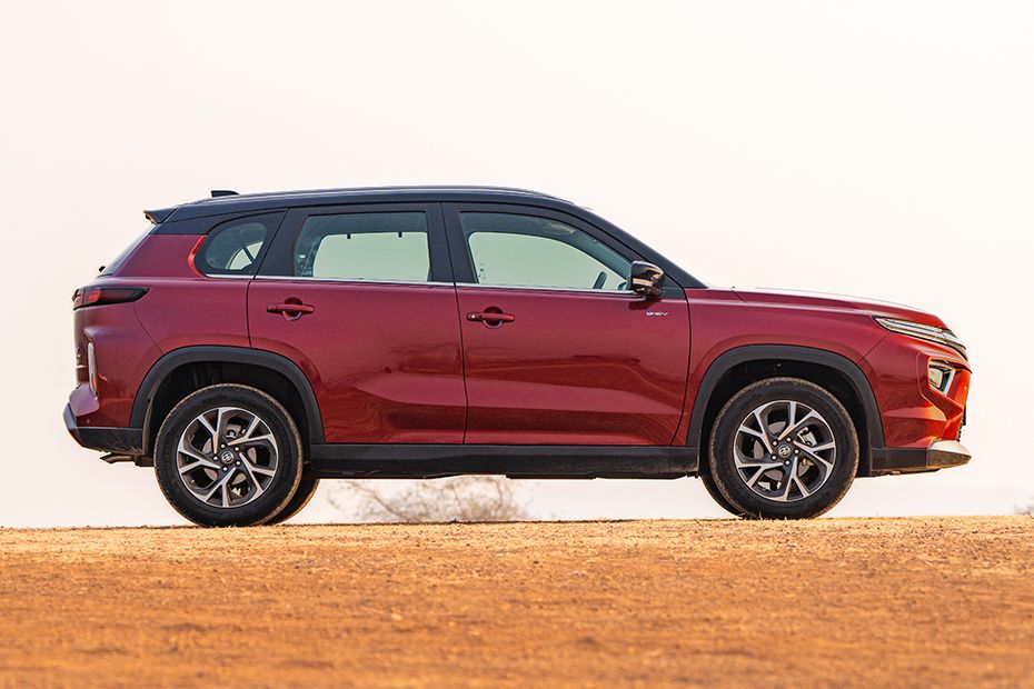 Right Side Profile View Image of Hyryder