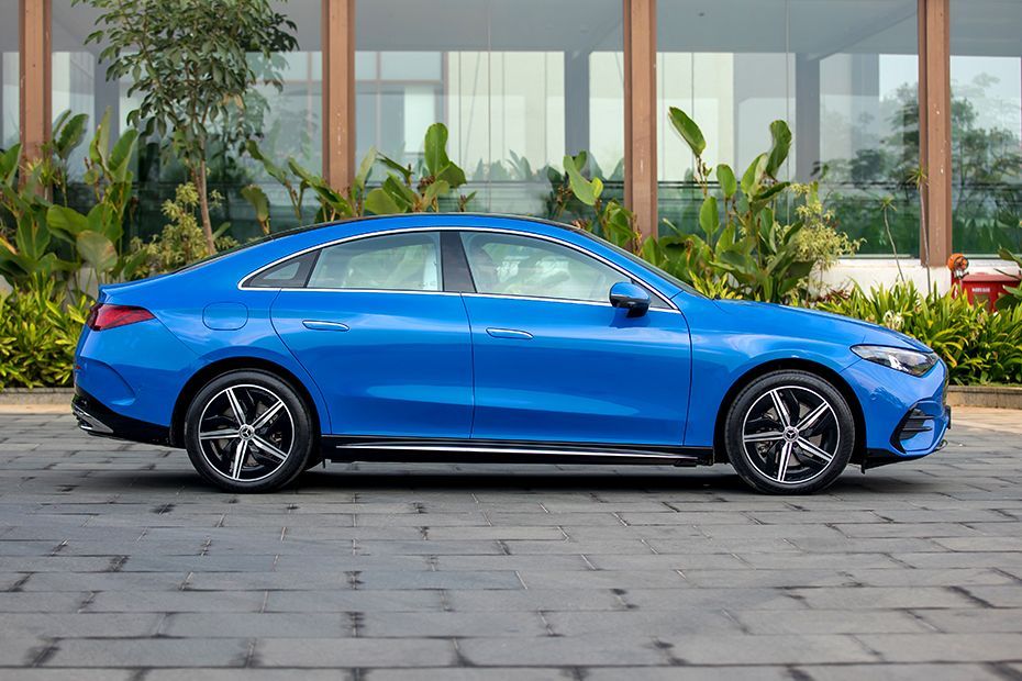 Right Side Profile View Image of CLA Electric