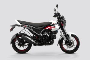 Right Side View of Freedom 125