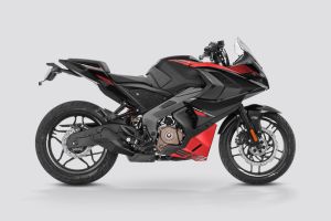 Right Side View of Pulsar RS200