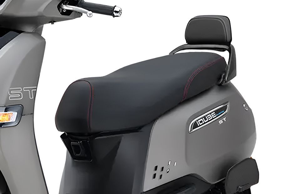 Seat of iQube ST