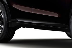 Side Skirt Image of XUV 7XO