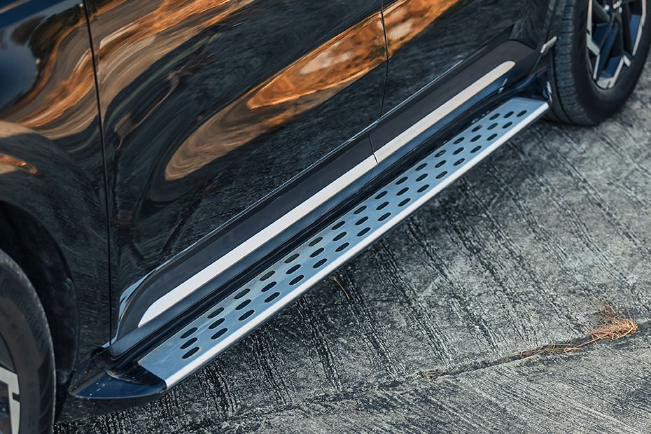 Side Step Image of Carnival