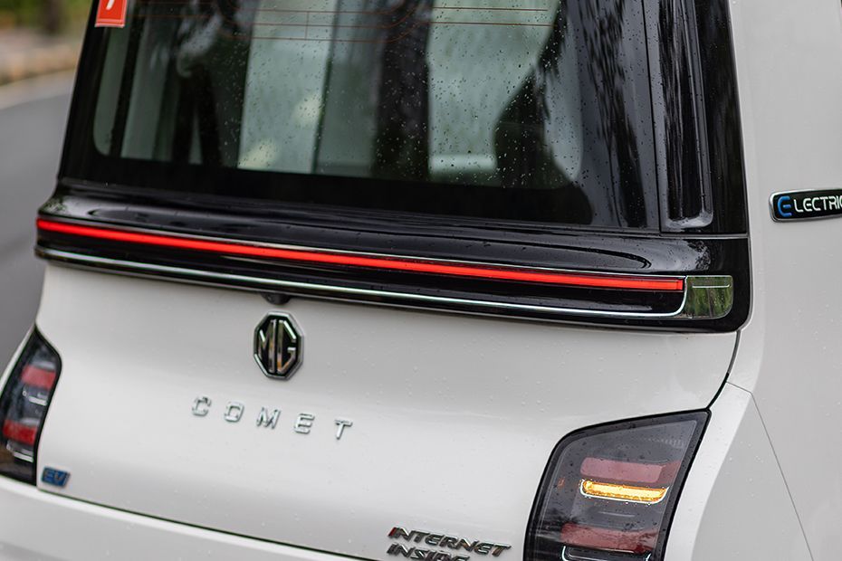 Tail lamp Image of Comet EV