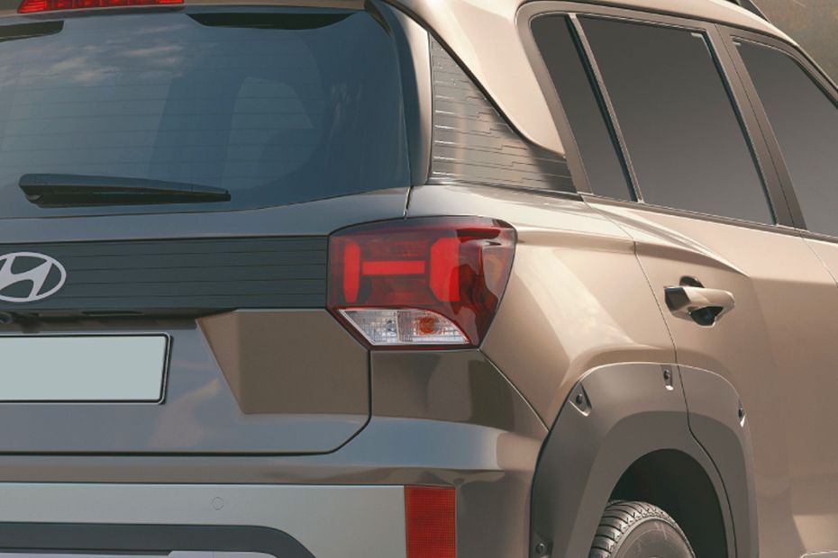 Taillight Image of Exter