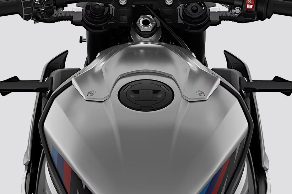 Top of Fuel Tank of Model_