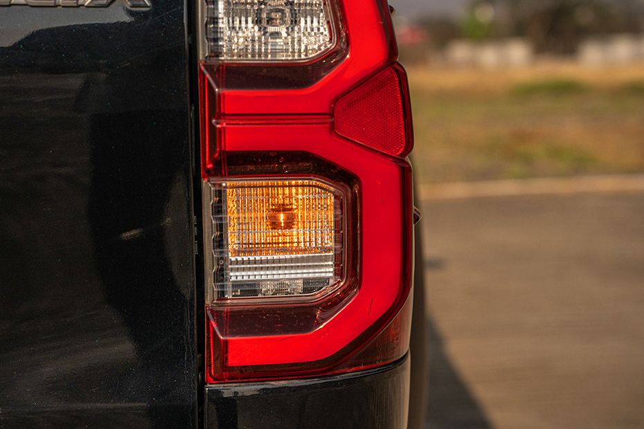 Turn Indicator Rear Image of Hilux