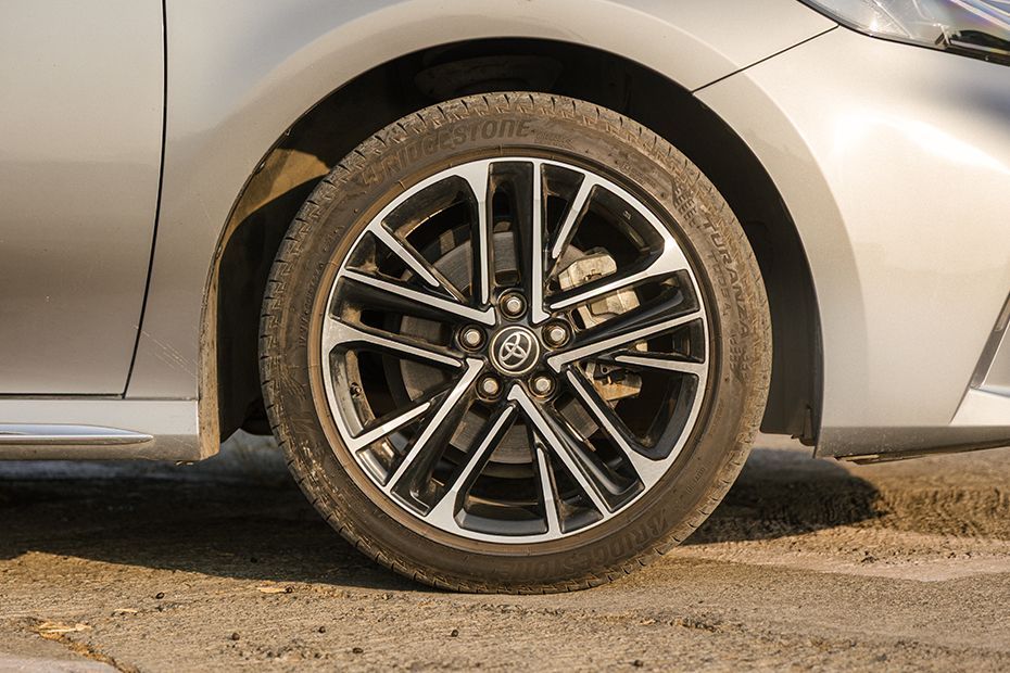 Wheel arch Image of Camry