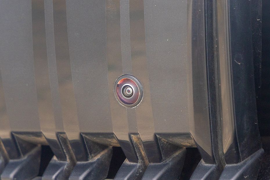 360 Degree Camera (Front) Image of Octavia RS