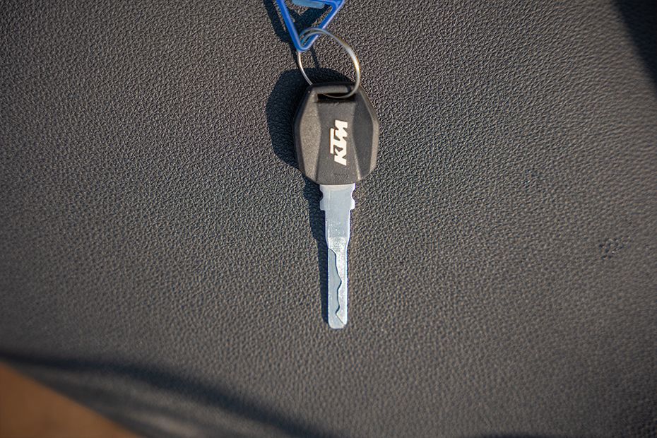 Key (Back) of 390 Adventure