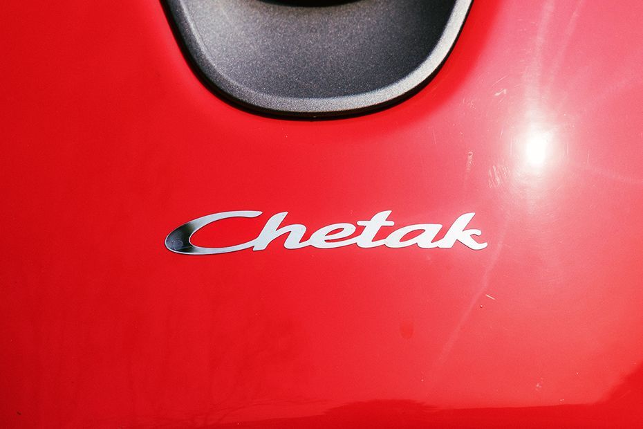 Brand Badge of Chetak C2501