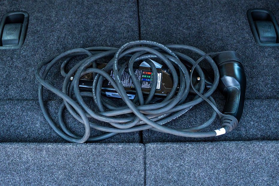 Charger Image of XEV 9S