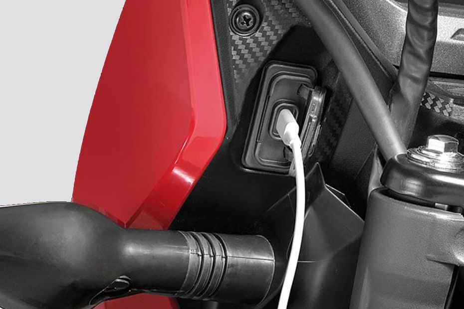 Charging ports of SP160