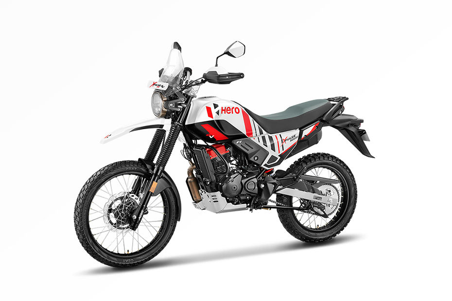 Hero XPulse 200 4V Pearl Fadeless White colour