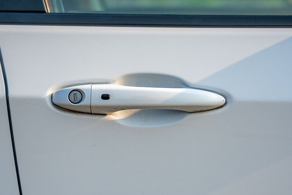 Door Handle Image of Meridian