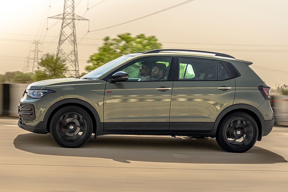 Driving: Side Profile (Left) View Image of Taigun