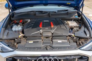 Engine Image of SQ8
