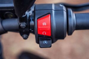 Engine Kill Switch of 390 Duke