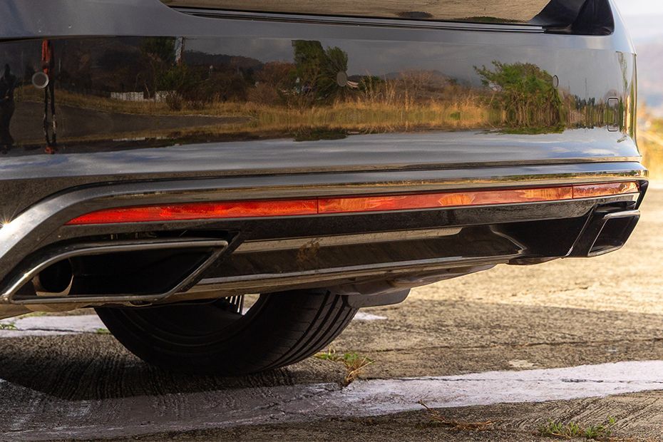 Exhaust Image of Octavia RS
