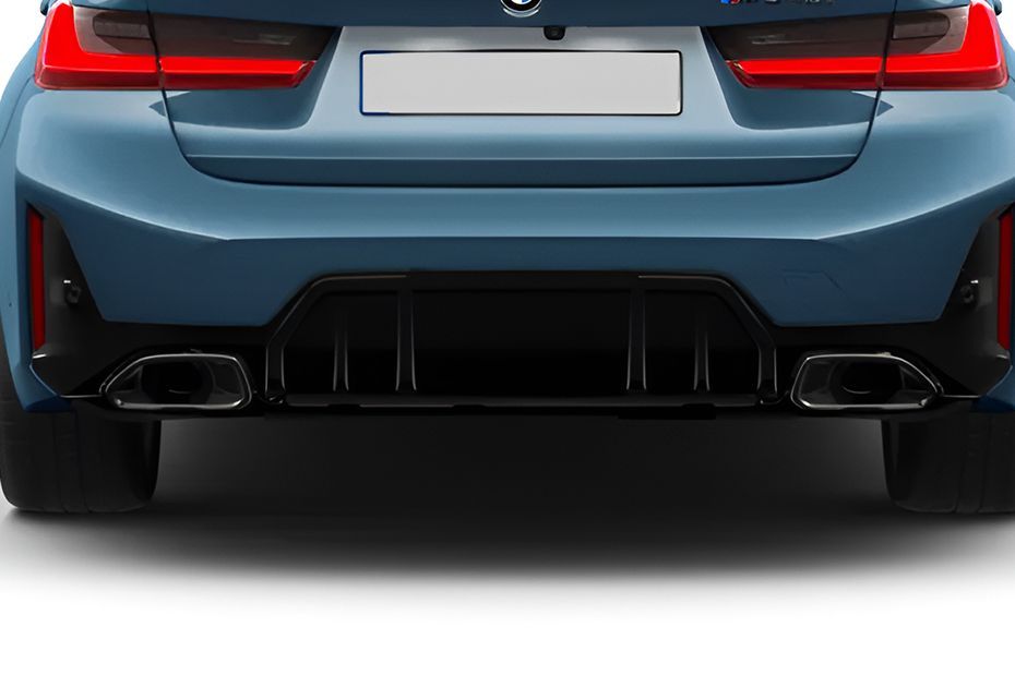 Exhaust Image of 3 Series