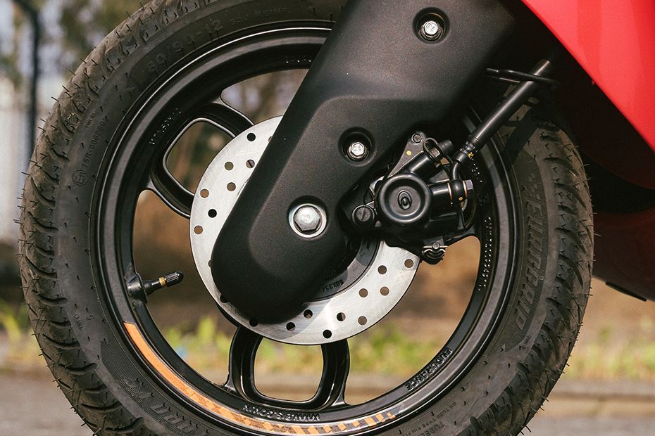 Front Brake of Chetak C2501