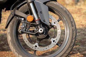 Front Brake of 390 Duke