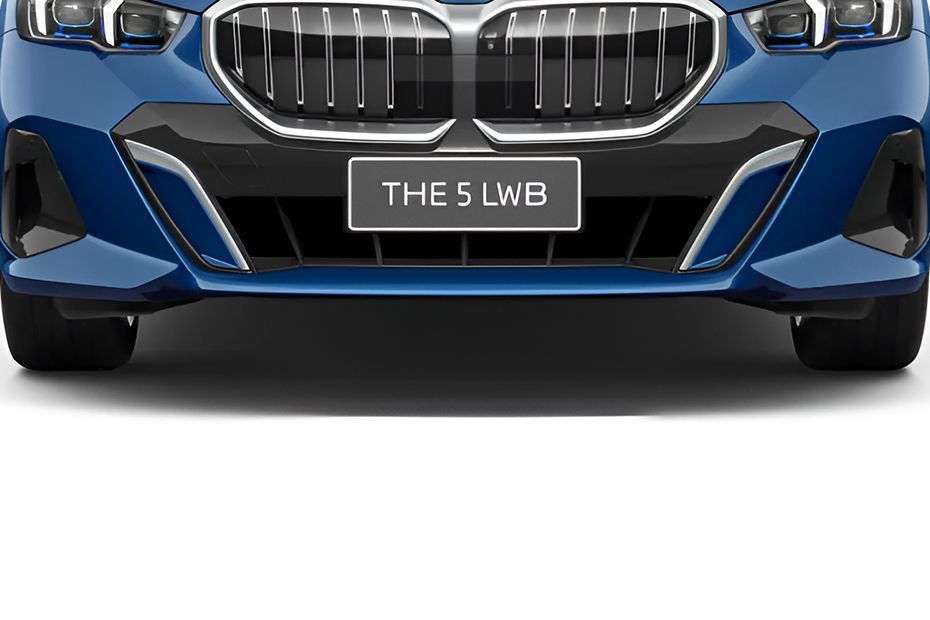 Front Bumper Image of 5 Series