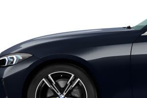 Front Fender Image of 3 Series Long Wheelbase
