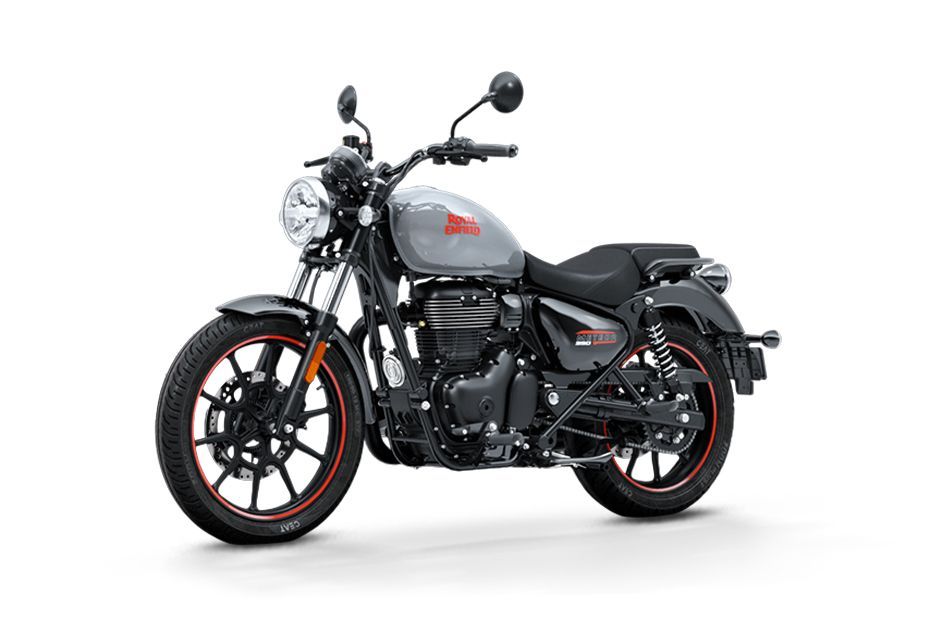 Front Left Quarter View View of Meteor 350