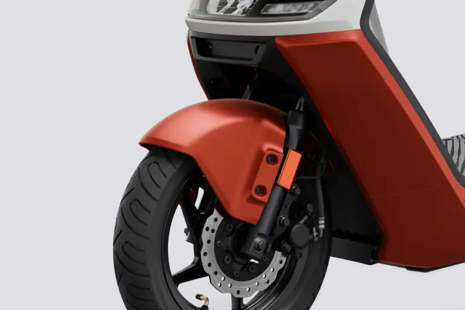 Front Mudguard & Suspension of Rizta