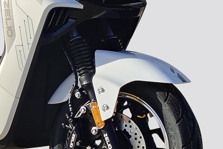 Front Mudguard & Suspension of Gracy