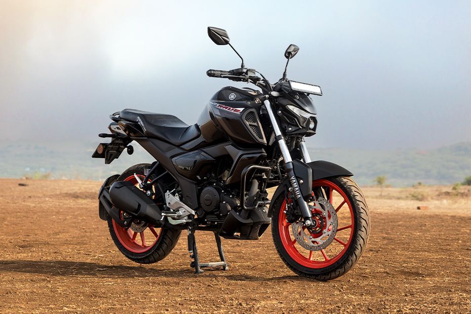 Front Right Quarter View of FZ-RAVE